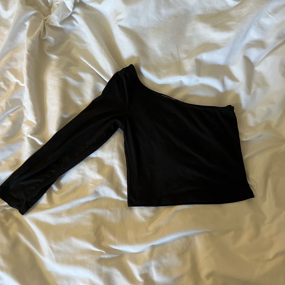 Urban Outfitters Black One-Shoulder Crop Top